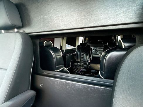 Used 2020 Mercedes-Benz Sprinter 3500 image 19