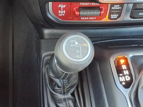 New 2025 Jeep Wrangler Unlimited Rubicon image 6