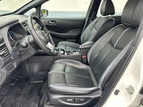 Used 2020 Nissan Leaf SL Plus FWD image 12