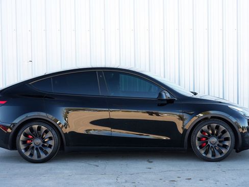 Used 2022 Tesla Model Y Performance image 53