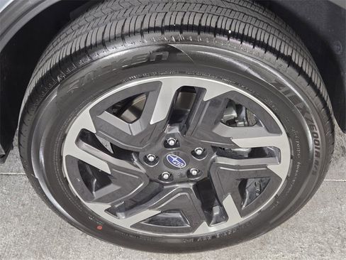 Certified 2025 Subaru Forester Limited w/ Popular Package #2 image 13