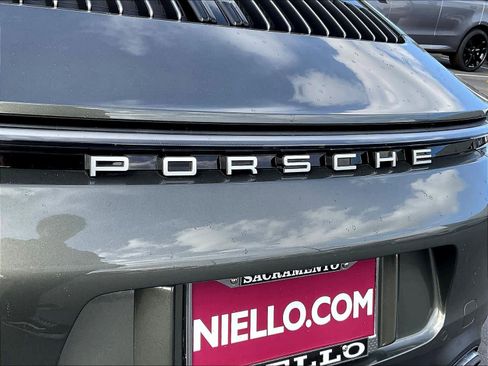 Used 2024 Porsche 911 Carrera 4S AWD/4WD image 10