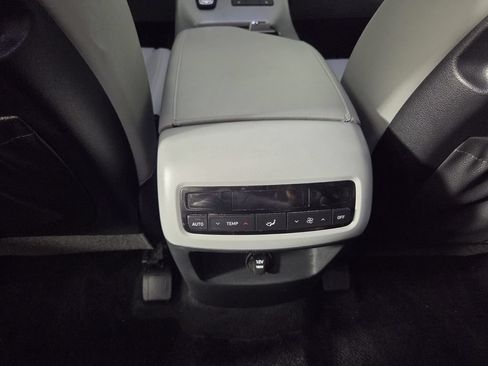 Used 2023 Hyundai Palisade SEL FWD image 26