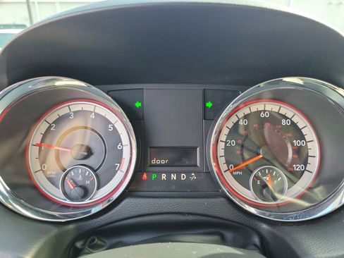 Used 2015 Dodge Grand Caravan SXT w/ Blacktop Package image 24