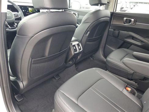 New 2025 Kia Sorento EX w/ Panoramic Sunroof Package image 22