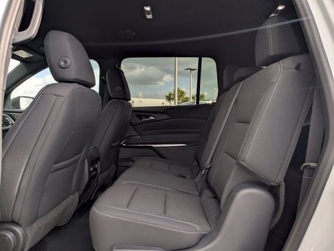 Used 2024 Chevrolet Traverse LS AWD/4WD image 19