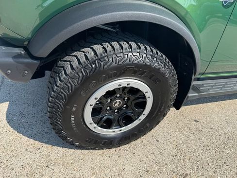 Used 2024 Ford Bronco Outer Banks w/ Sasquatch Package AWD/4WD image 31