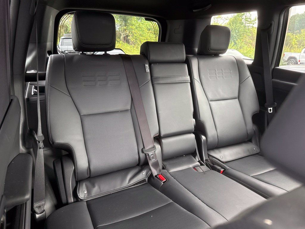 Used 2026 Lexus GX 550 AWD/4WD image 8
