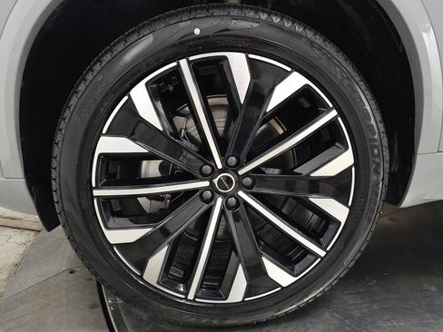 Certified 2026 Volvo XC90 B6 Plus AWD/4WD image 14