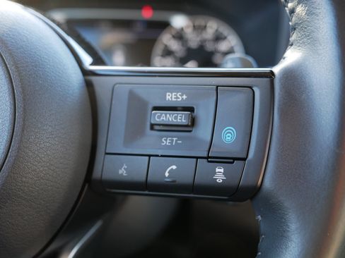 Certified 2022 Nissan Rogue SL w/ SL Premium Package image 27