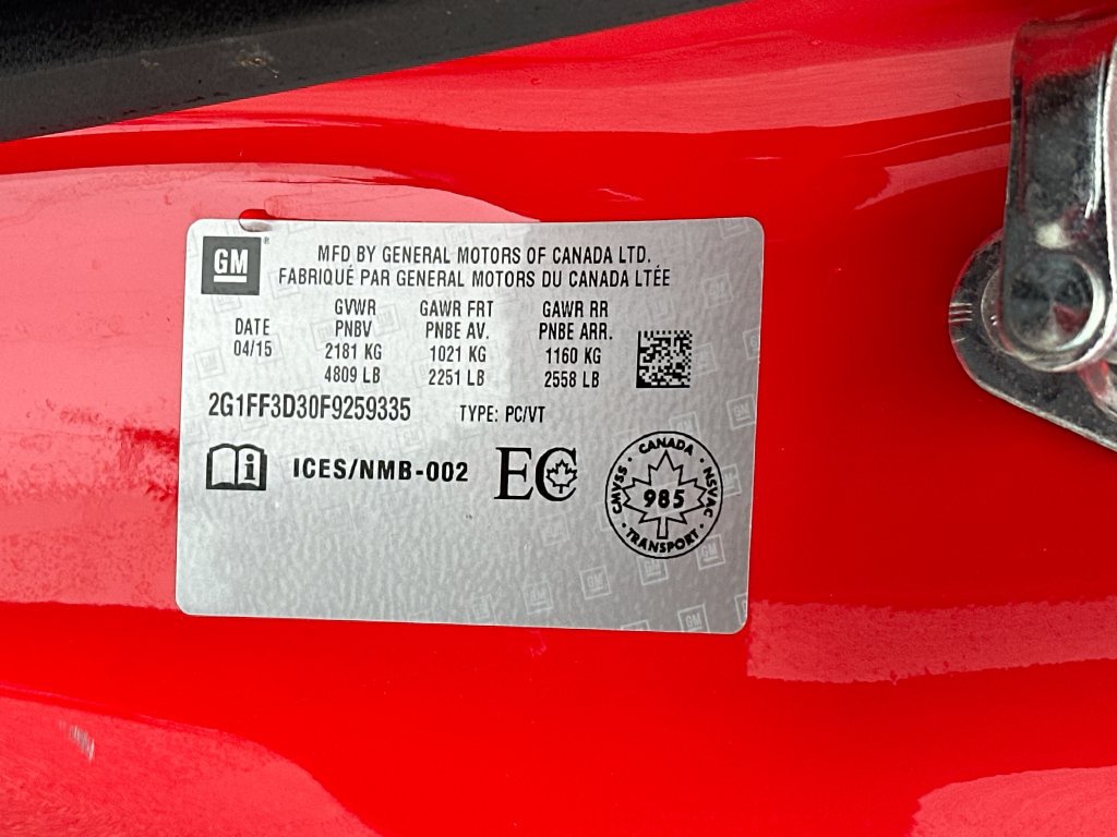 Used 2015 Chevrolet Camaro LT RWD image 26