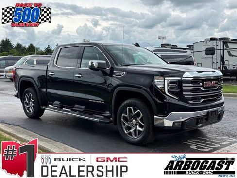 New 2026 GMC Sierra 1500 SLT w/ SLT Premium Package AWD/4WD image 1