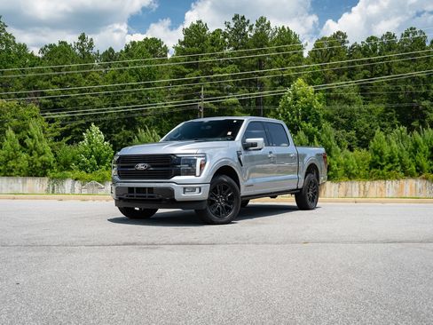 Used 2025 Ford F150 Platinum w/ Equipment Group 702A High AWD/4WD image 1