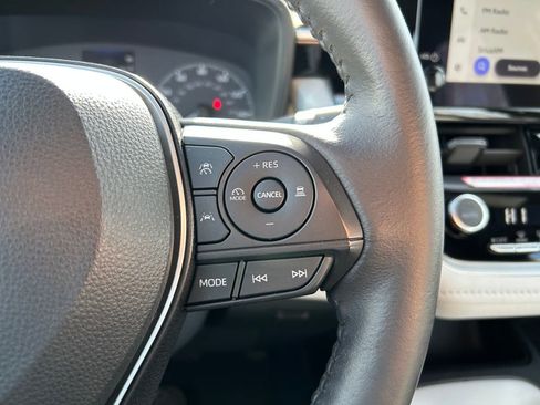 Used 2024 Toyota Corolla SE image 17