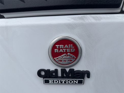 Used 2016 Jeep Wrangler Rubicon image 13