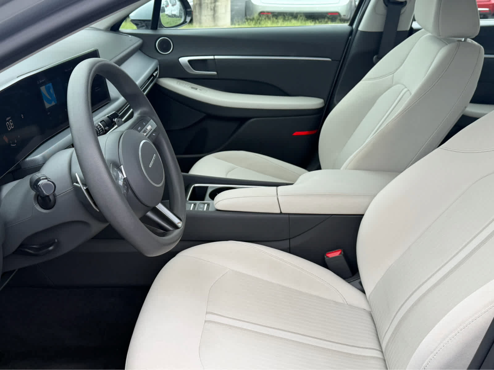 Used 2025 Hyundai Sonata SEL FWD image 16