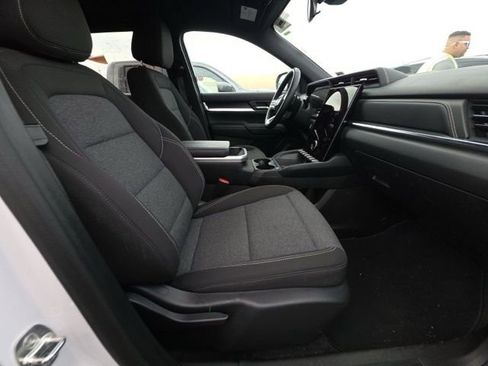 Used 2025 GMC Terrain Elevation image 10