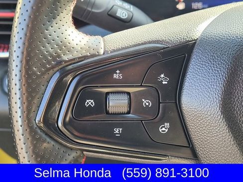 Used 2024 Chevrolet Trax RS image 14