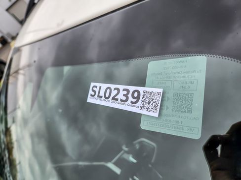 Certified 2025 Subaru Outback Premium w/ Popular Package #1A image 24