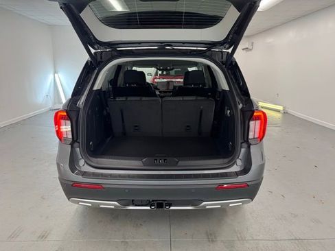 New 2026 Ford Explorer Active image 7