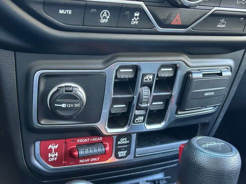 Certified 2023 Jeep Gladiator Rubicon image 57