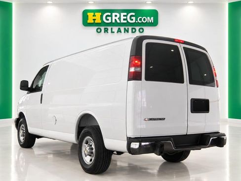 Used 2025 Chevrolet Express 2500 RWD image 2