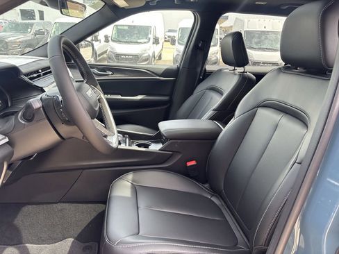 New 2026 Jeep Grand Cherokee L Limited w/ Limited Altitude Package RWD image 20