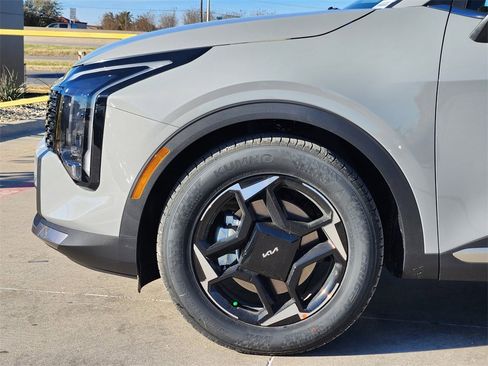 New 2026 Kia Sportage EX image 5