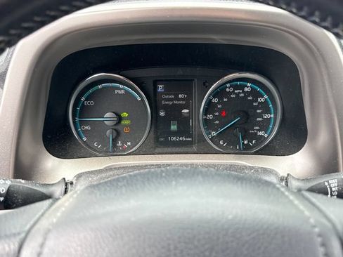 Used 2016 Toyota RAV4 XLE AWD/4WD image 25
