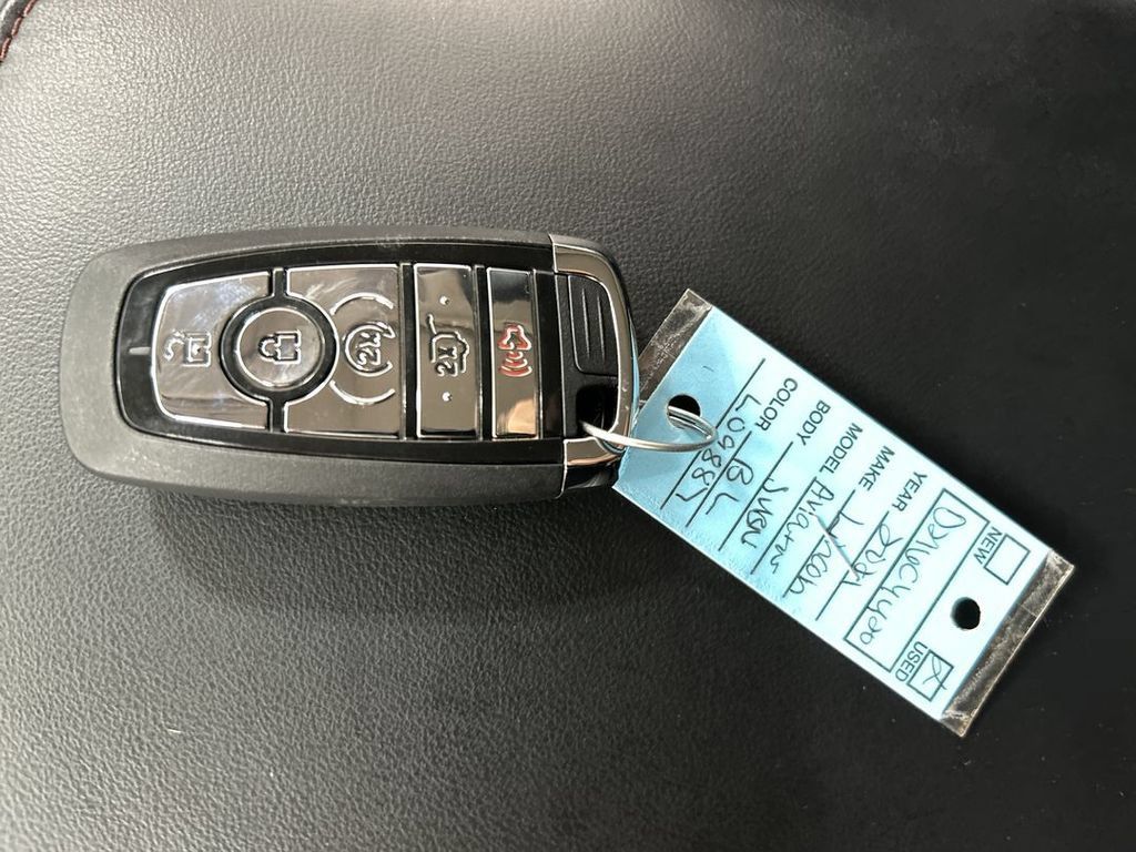 Used 2021 Lincoln Aviator Reserve w/ Equipment Group 201A AWD/4WD image 12