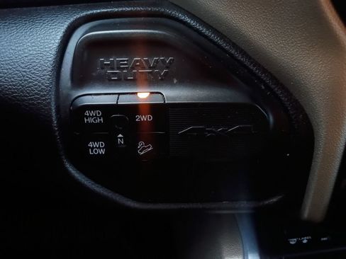 Used 2019 RAM 2500 Laramie AWD/4WD image 5