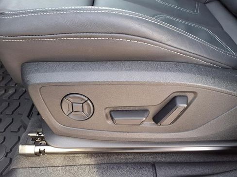 Used 2025 Audi Q3 2.0T Premium w/ Convenience Package image 10