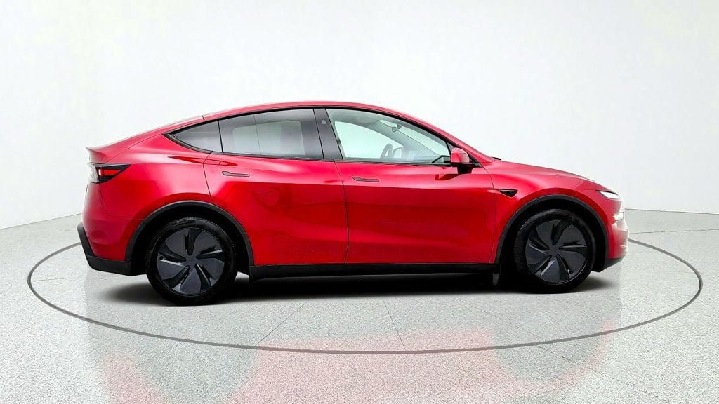 Used 2026 Tesla Model Y Long Range AWD/4WD image 4
