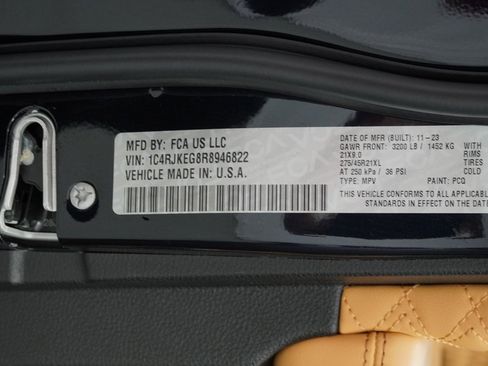 Certified 2024 Jeep Grand Cherokee L Summit w/ High Altitude Package image 57