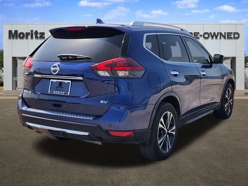Used 2020 Nissan Rogue SV w/ Sun & Sound Touring Package FWD image 4