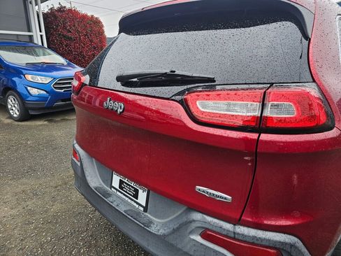 Used 2014 Jeep Cherokee Latitude image 17