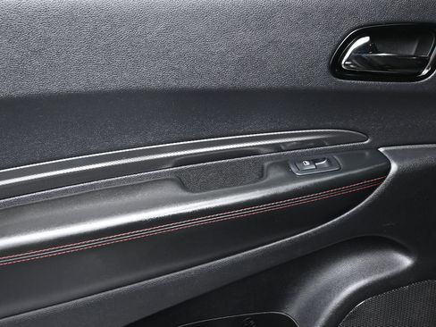 Used 2023 Dodge Durango GT RWD image 15