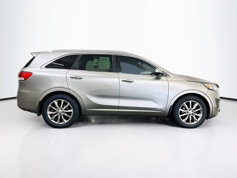 Used 2016 Kia Sorento SX w/ SXL Technology Package AWD/4WD image 10