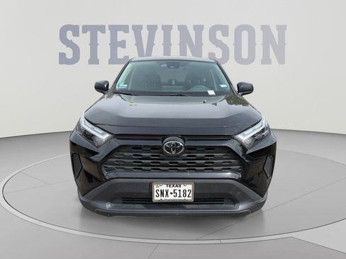 Used 2023 Toyota RAV4 LE FWD image 8