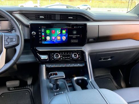 Used 2024 GMC Sierra 1500 Denali w/ Denali Reserve Package image 7