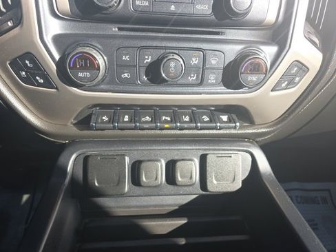 Used 2019 GMC Sierra 2500 Denali w/ Duramax Plus Package image 18