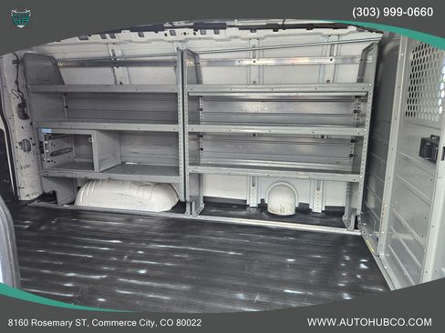 Used 2015 Chevrolet Express 3500 image 10