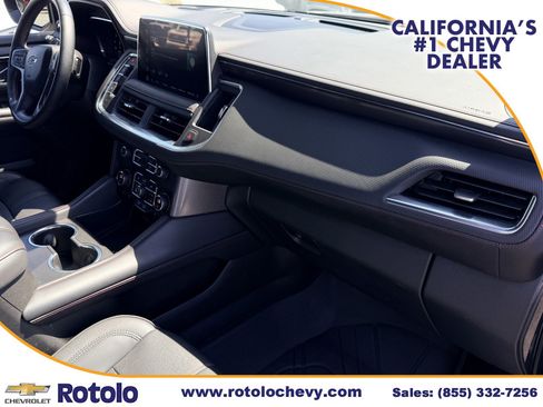 Used 2023 Chevrolet Suburban RST w/ Luxury Package RWD image 7