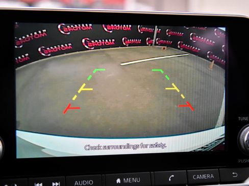 Used 2024 Nissan Sentra SV image 17