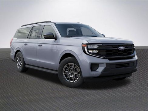 New 2027 Ford Expedition Max Active RWD image 4