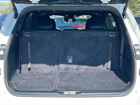 Certified 2024 Toyota Highlander XSE image 15