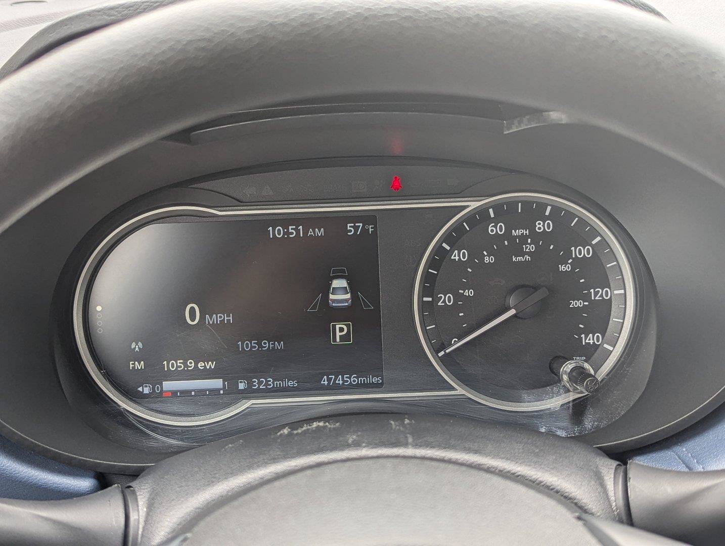 Used 2025 Nissan Versa SV FWD image 16