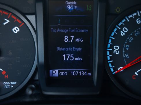 Used 2021 Toyota Tacoma SR w/ SR Convenience Package RWD image 46