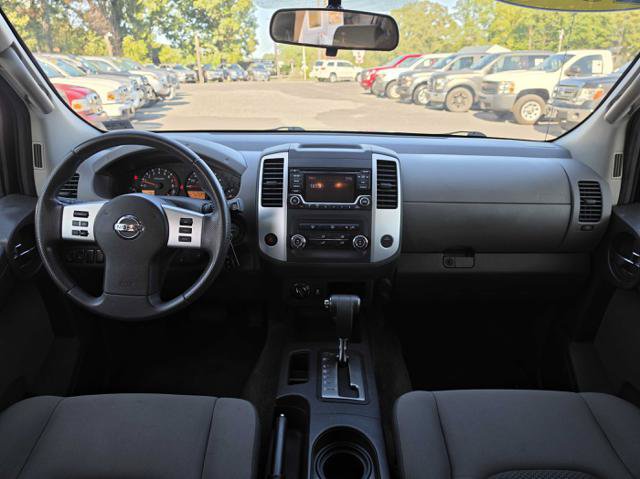 Used 2015 Nissan Xterra S AWD/4WD image 21