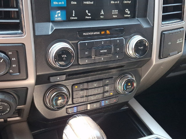 Used 2018 Ford F150 Lariat w/ Equipment Group 502A Luxury AWD/4WD image 15